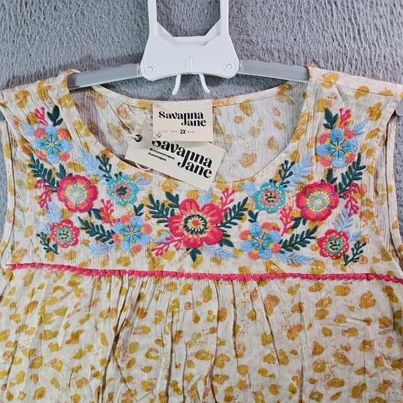 NEW Savanna Jane Sleeveless Embroidered Top Women 2X Floral Beige Yellow - Picture 3 of 9